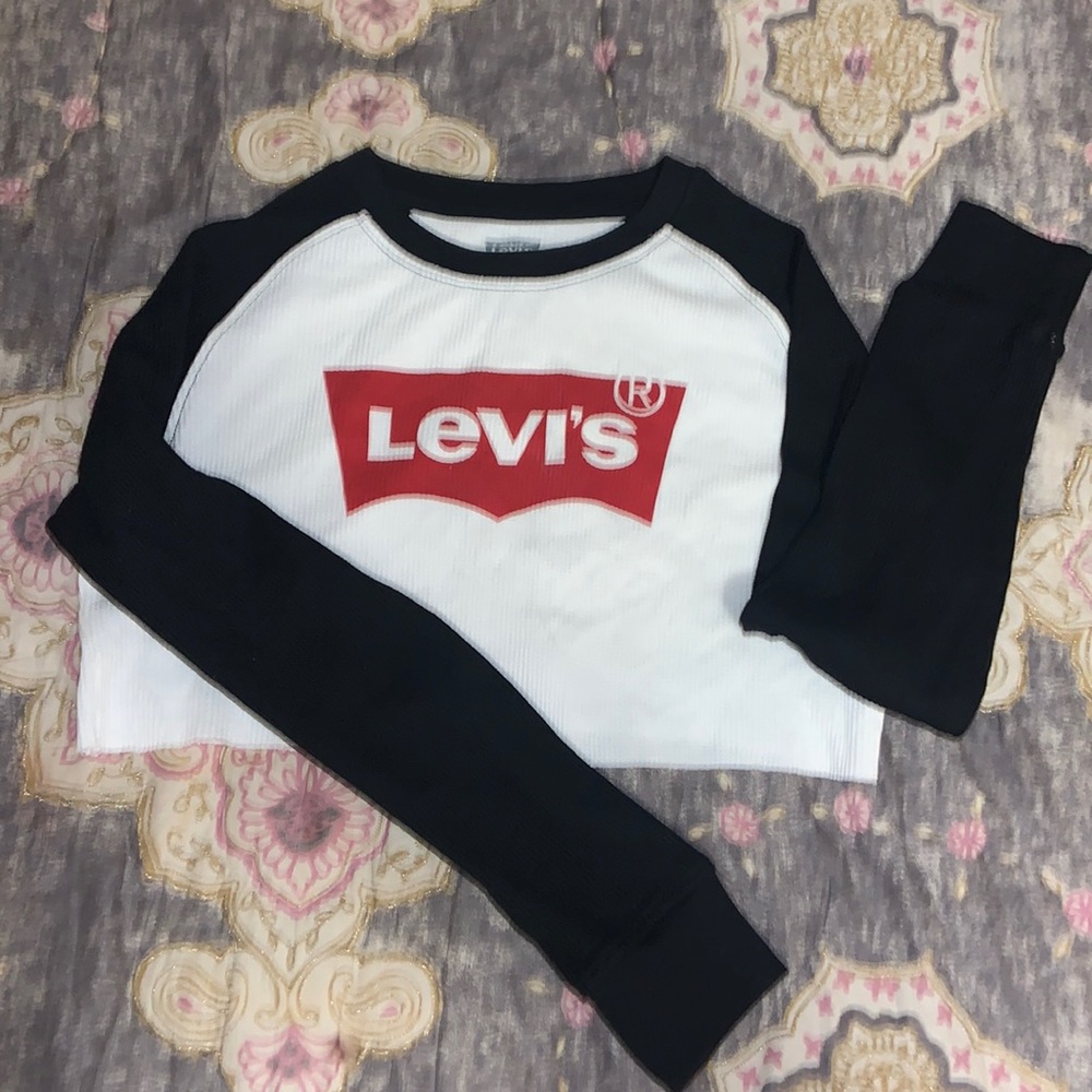 Levi's Crop Top